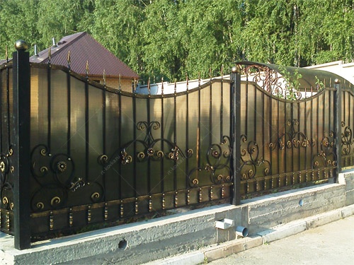 Кованый забор из поликарбоната ЗОК-7