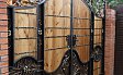 Распашные ворота и калитка из дерева с ковкой ВК-3