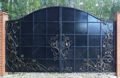  Кованые ворота ВК-13РМ, распашные металлические