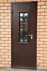 Входная металлическая дверь с ковкой и окном ДО-1